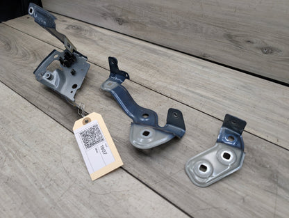 2021-2026 BMW 430i G22 Front Left Driver Fender Brackets SET 7486805