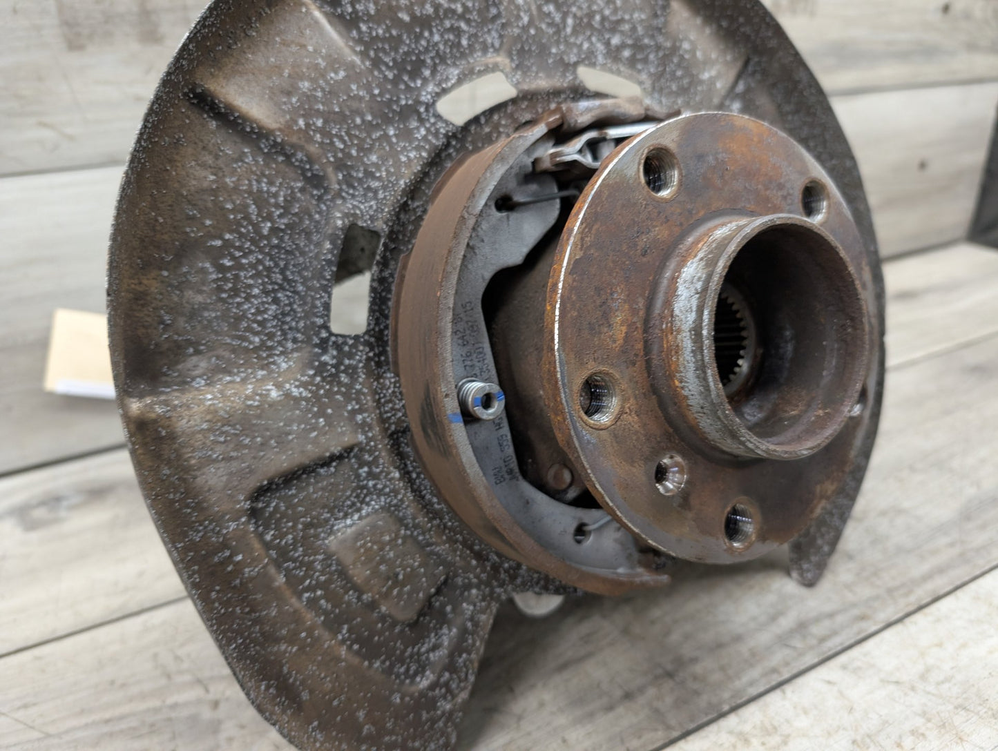 2014 - 2018 BMW X5 F15 Rear Right Passenger Spindle Knuckle w/ Bearing 6770984 N63B44O1