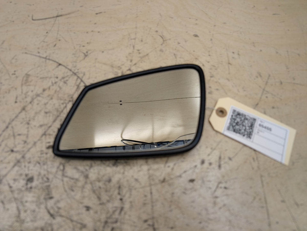 2010-2017 BMW 535i GT xDrive F07 Front Left Driver Side Mirror Glass 7228611 OEM