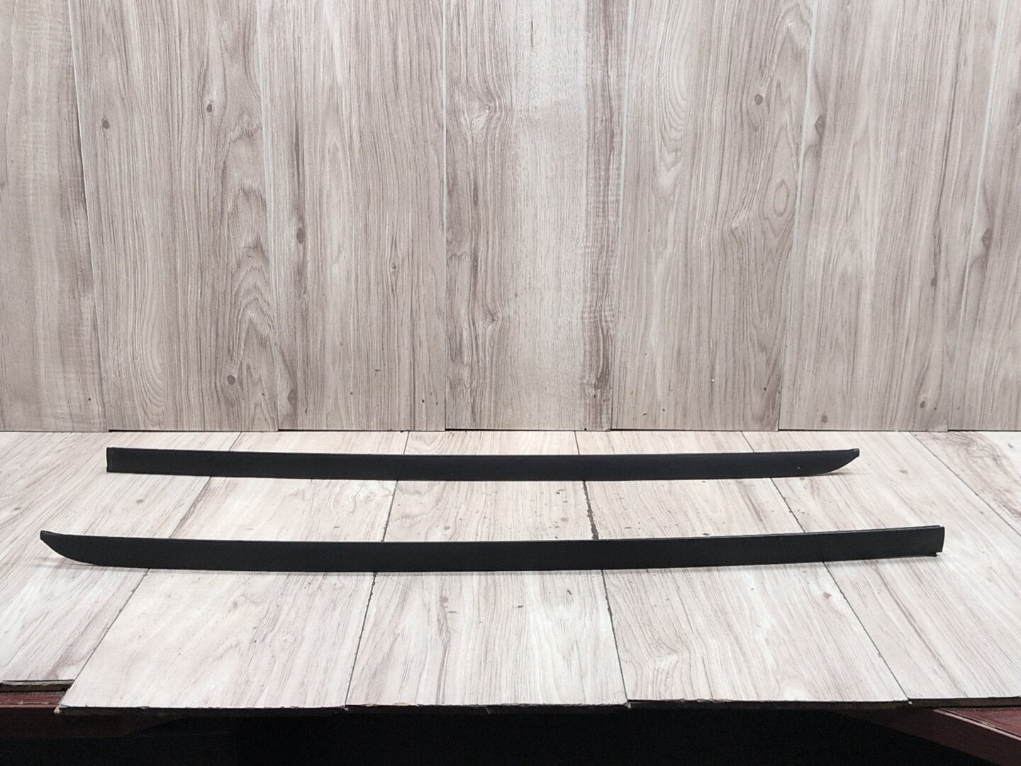 2008-2010 BMW 535i E60 Front Left Right Side Windshield Drip Trim Molding SET 7045448