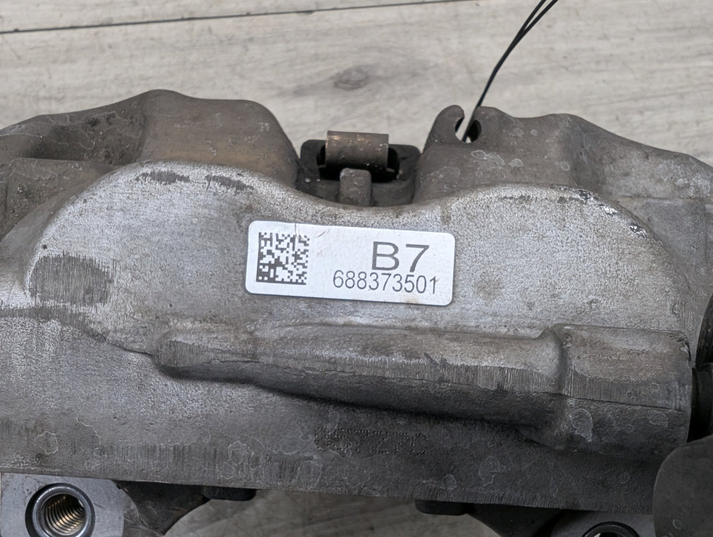 17-20 OEM BMW G11 G12 G30 540 740 750 Front Left Driver Brake Caliper Gray