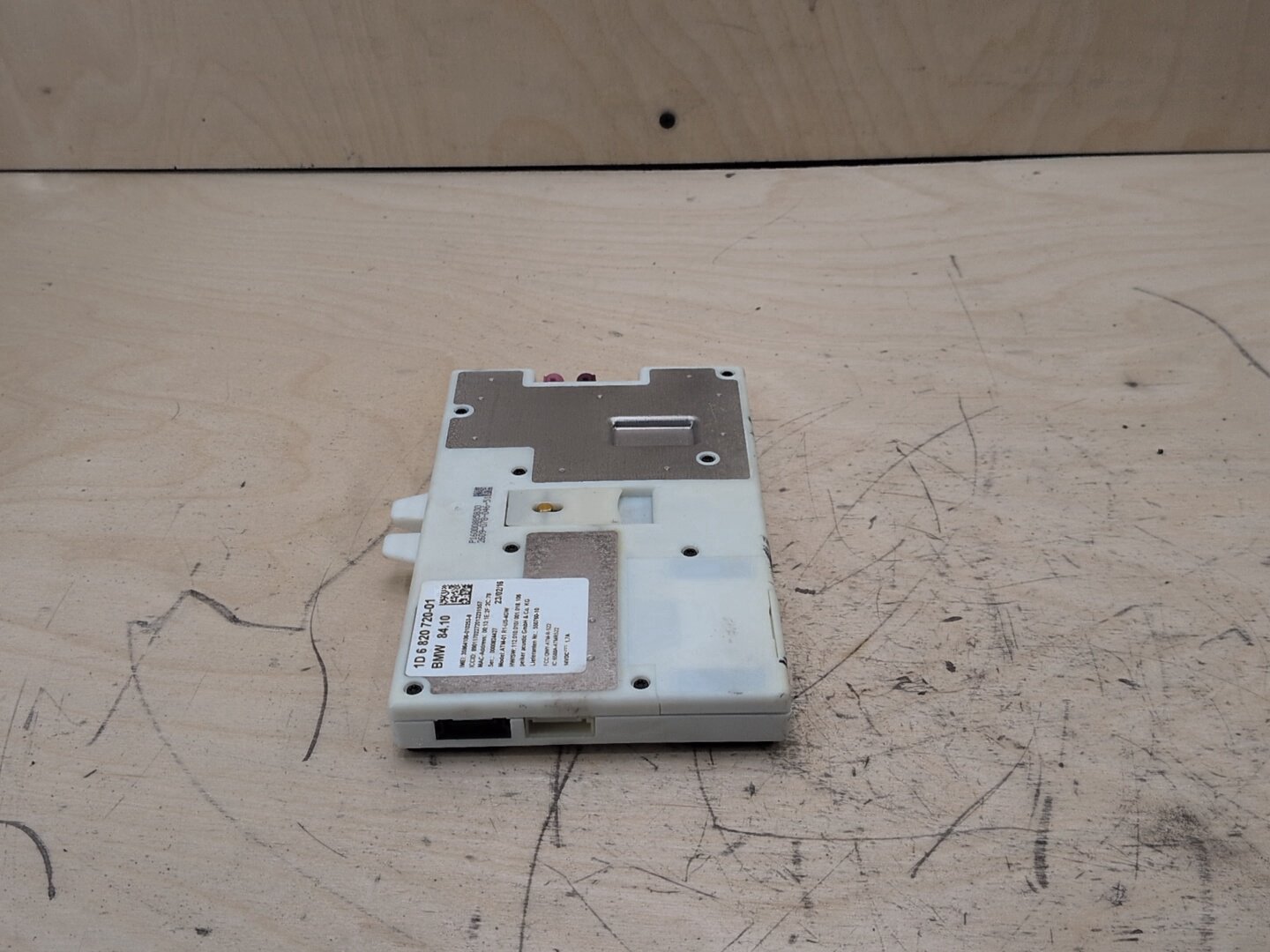 2016-2022 BMW 750i G12 Antenna Telematics Control Module 6820720