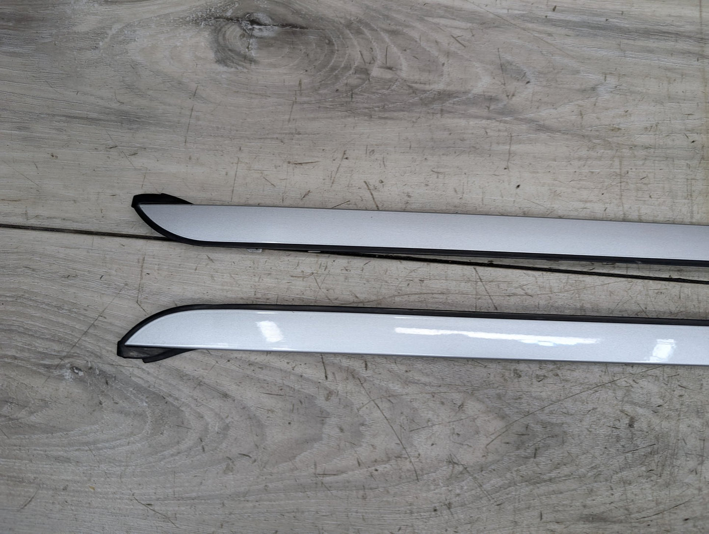 2007-2013 BMW X5 E70 Front Left Right Side Windshield Drip Trim Molding SET 7250395
