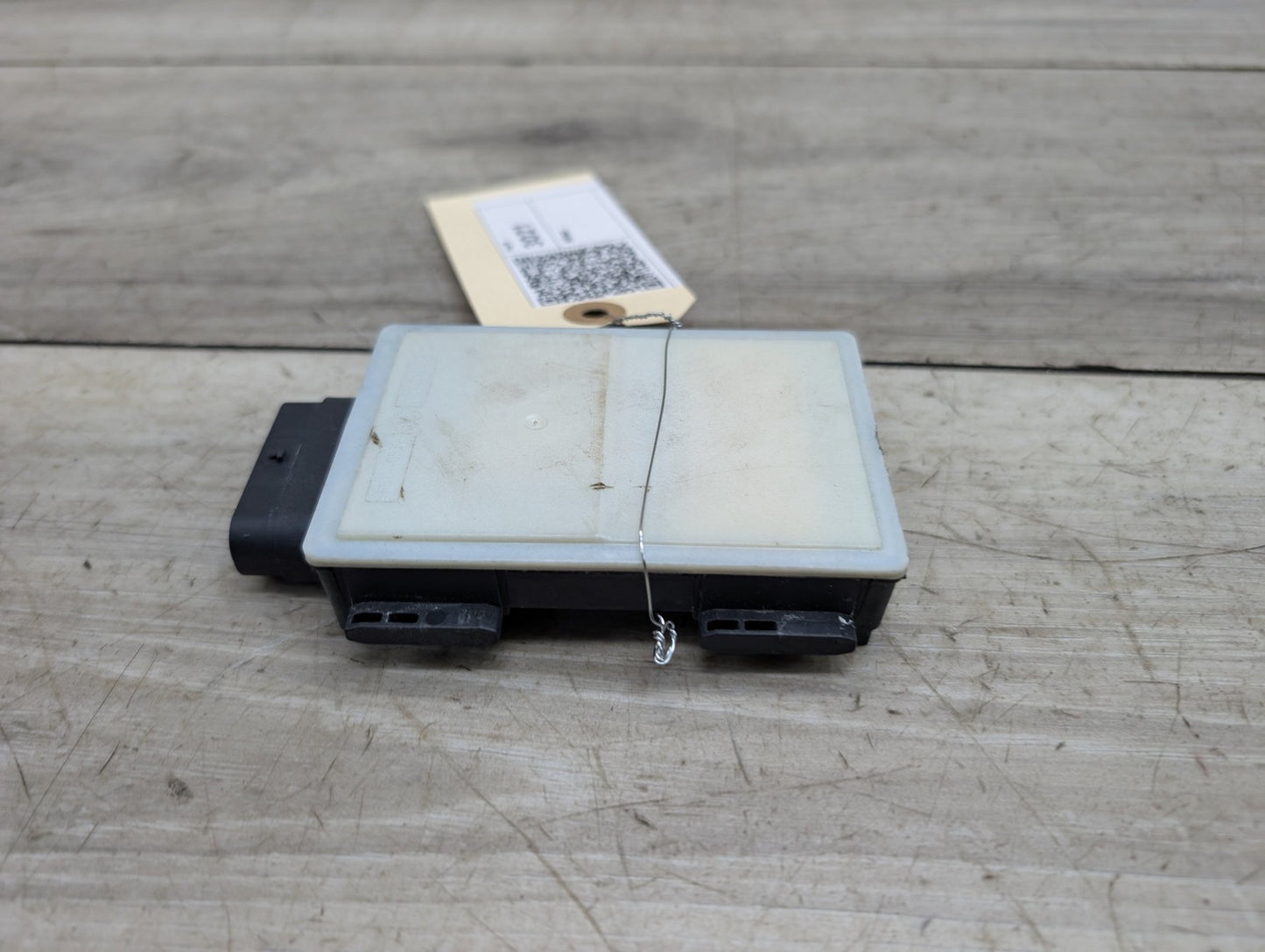 OEM BMW F90 G01 G05 G12 G16 G20 G30 X3 X5 Blind Spot Radar Sensor Control Module