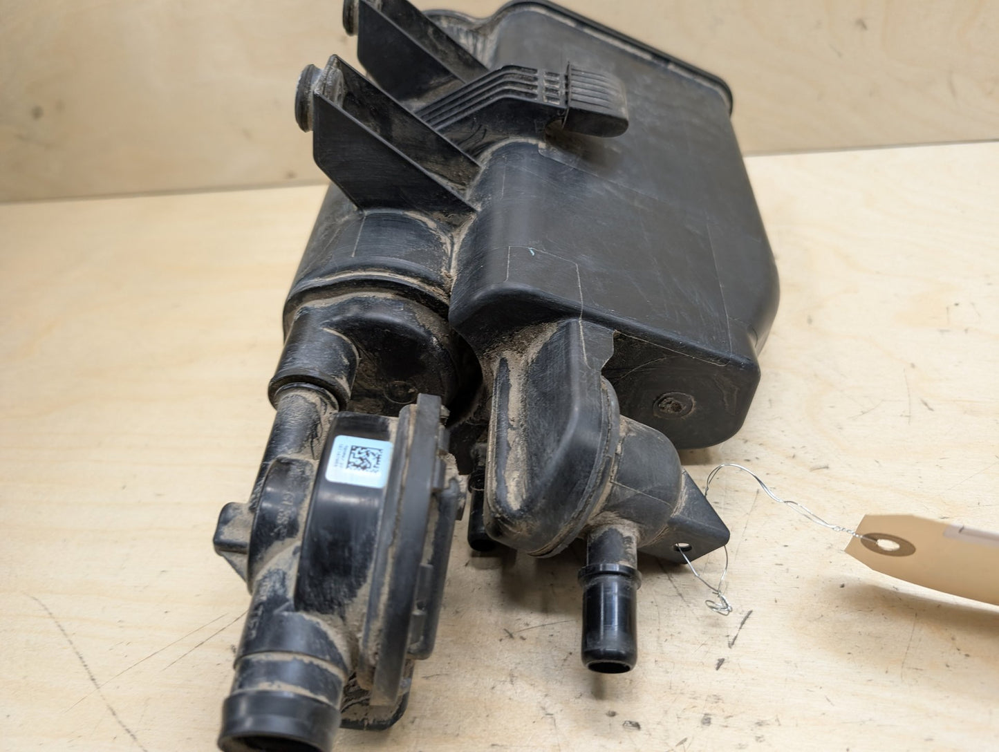 2012-2018 BMW 335i F30 Fuel Vapor Charcoal Canister 7244151