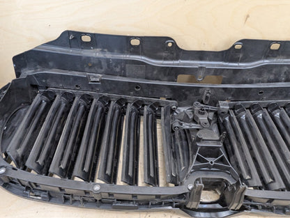 16-19 BMW G12 Front Bumper Radiator Air Flap Shutter w/ Kidney Grilles OEM