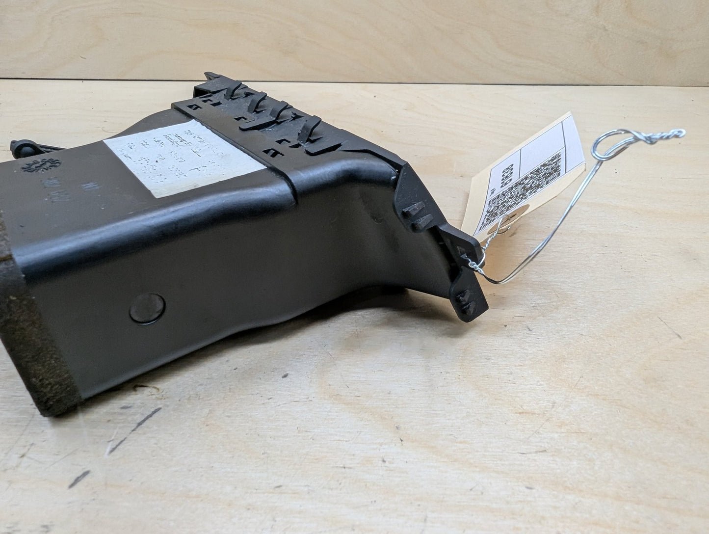 06-13 OEM BMW E90 E92 E93 Right Passanger Side Dashboard Dash Air Vent