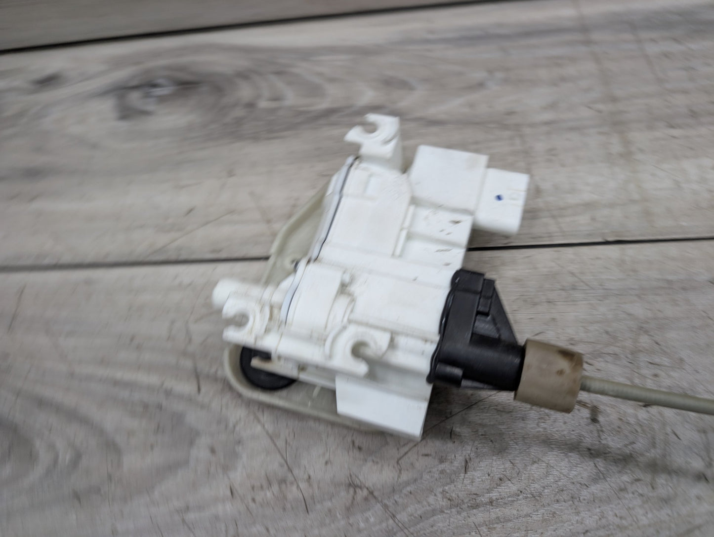 2014 - 2018 BMW X5 F15 Rear Left Driver Door Latch Lock Actuator w/ Soft Close 7281955 N63B