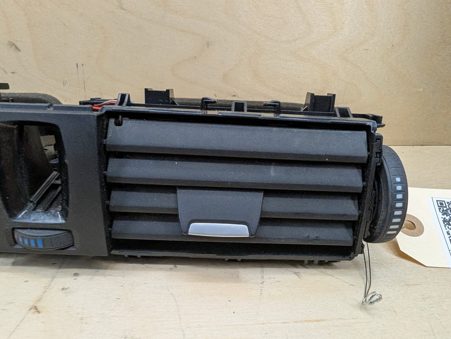 OEM BMW F30 F32 F33 F36 F80 F82 F83 M3 M4 Front Dash Central AC Air Vent Grille