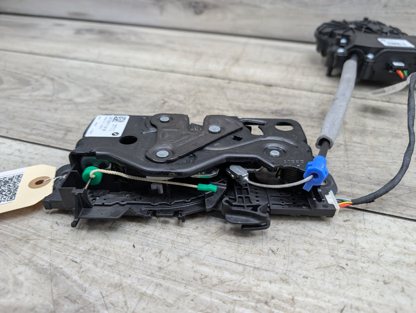 2019-2026 BMW X5 G05 Lower Liftgate Tailgate Lock Latch Actuator SET 7357112