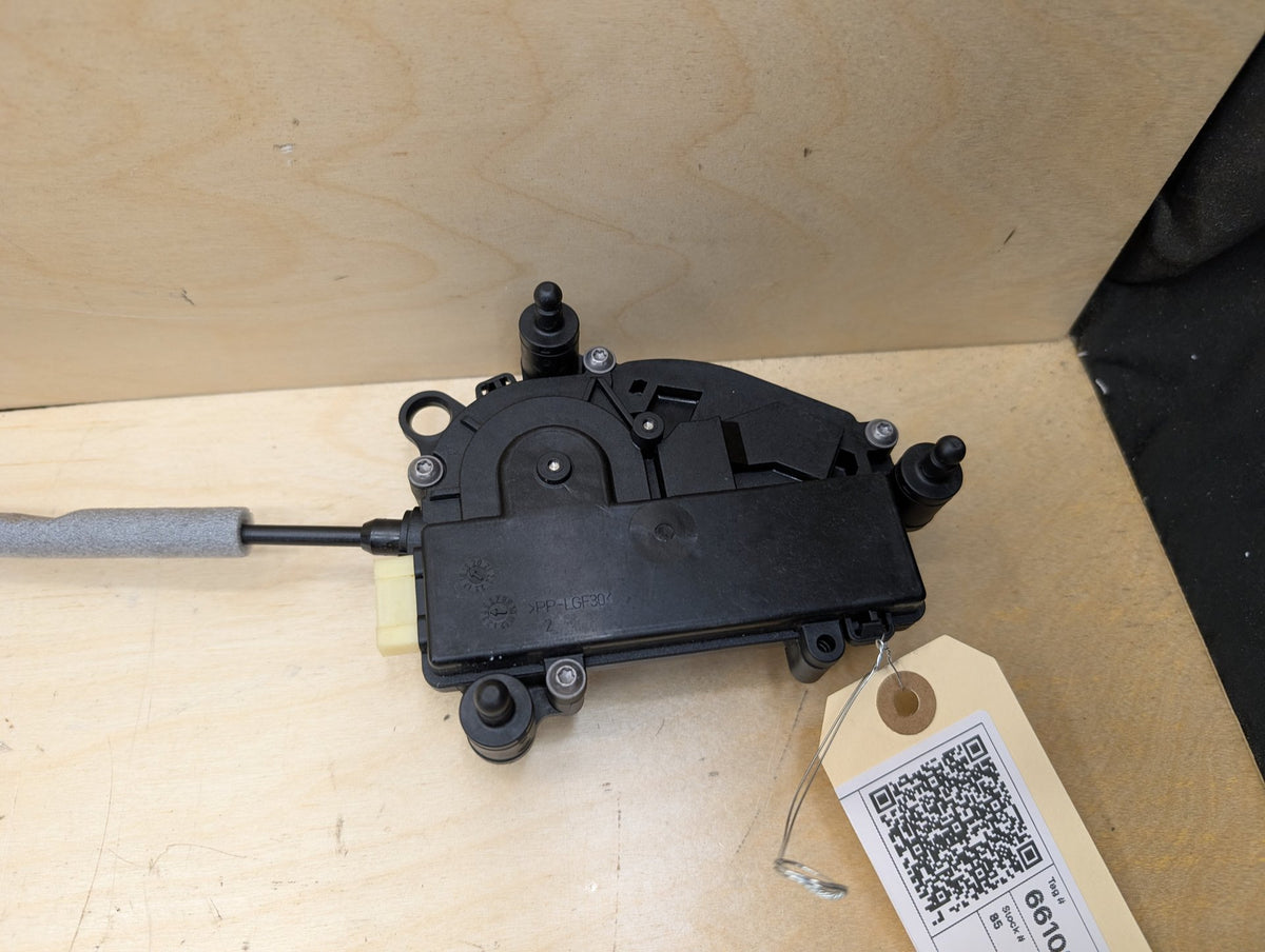 2019-2026 BMW X5 G05 Liftgate Trunk Lid Liftgate Lock Latch Actuator 9482992 OEM