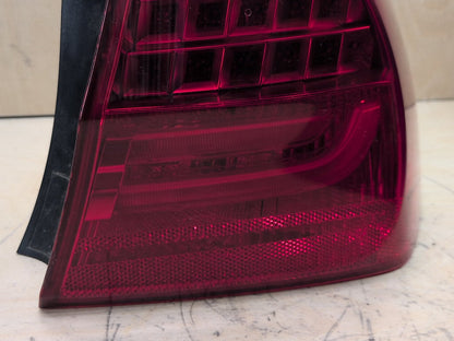 09-11 OEM BMW E90 328 335 M3 LCI Rear Right Passenger Side Outer Tail Light