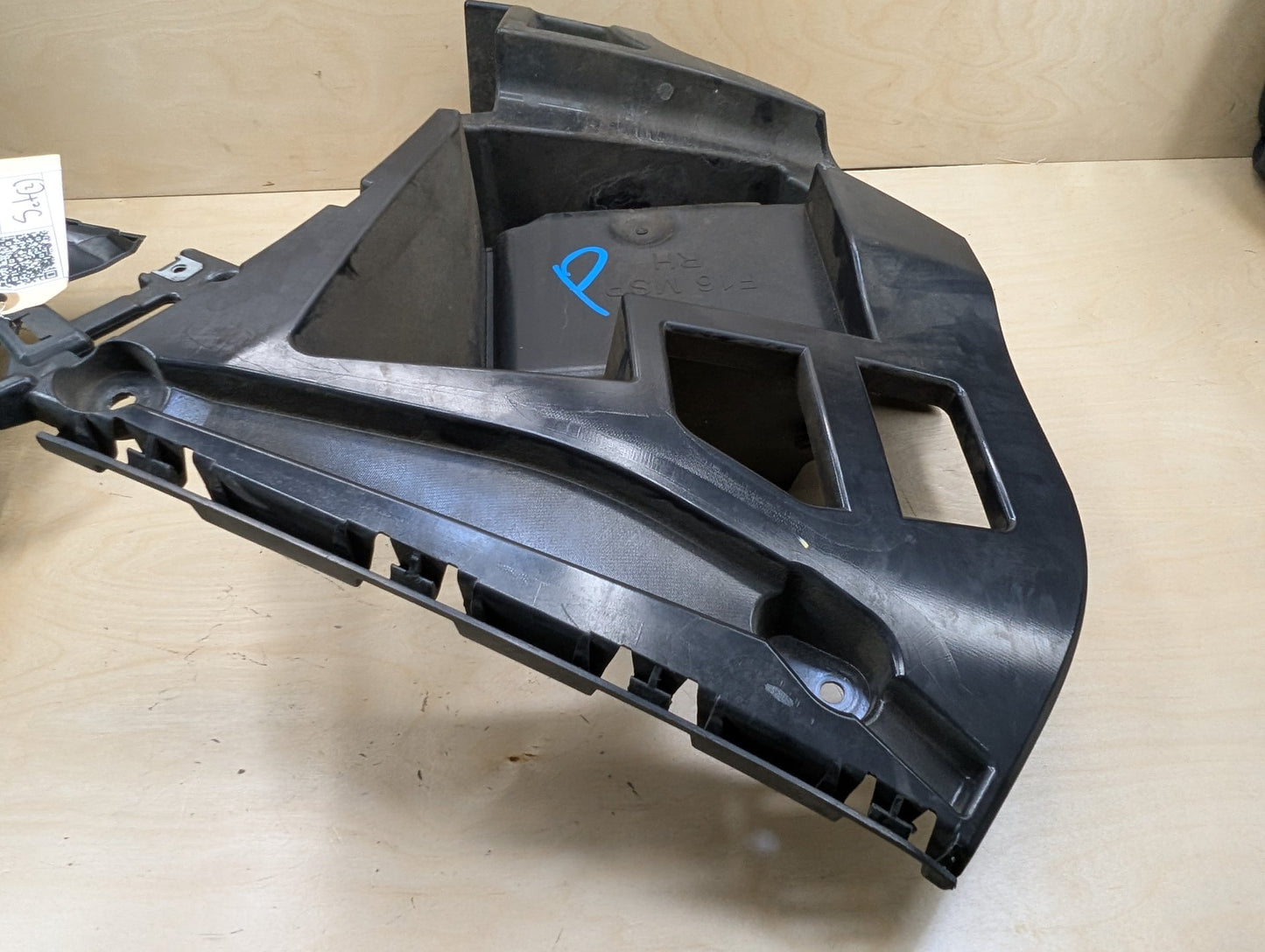 15-19 OEM BMW F16 X6 Rear Right Passenger Bumper Supports Brackets Mounts PAIR