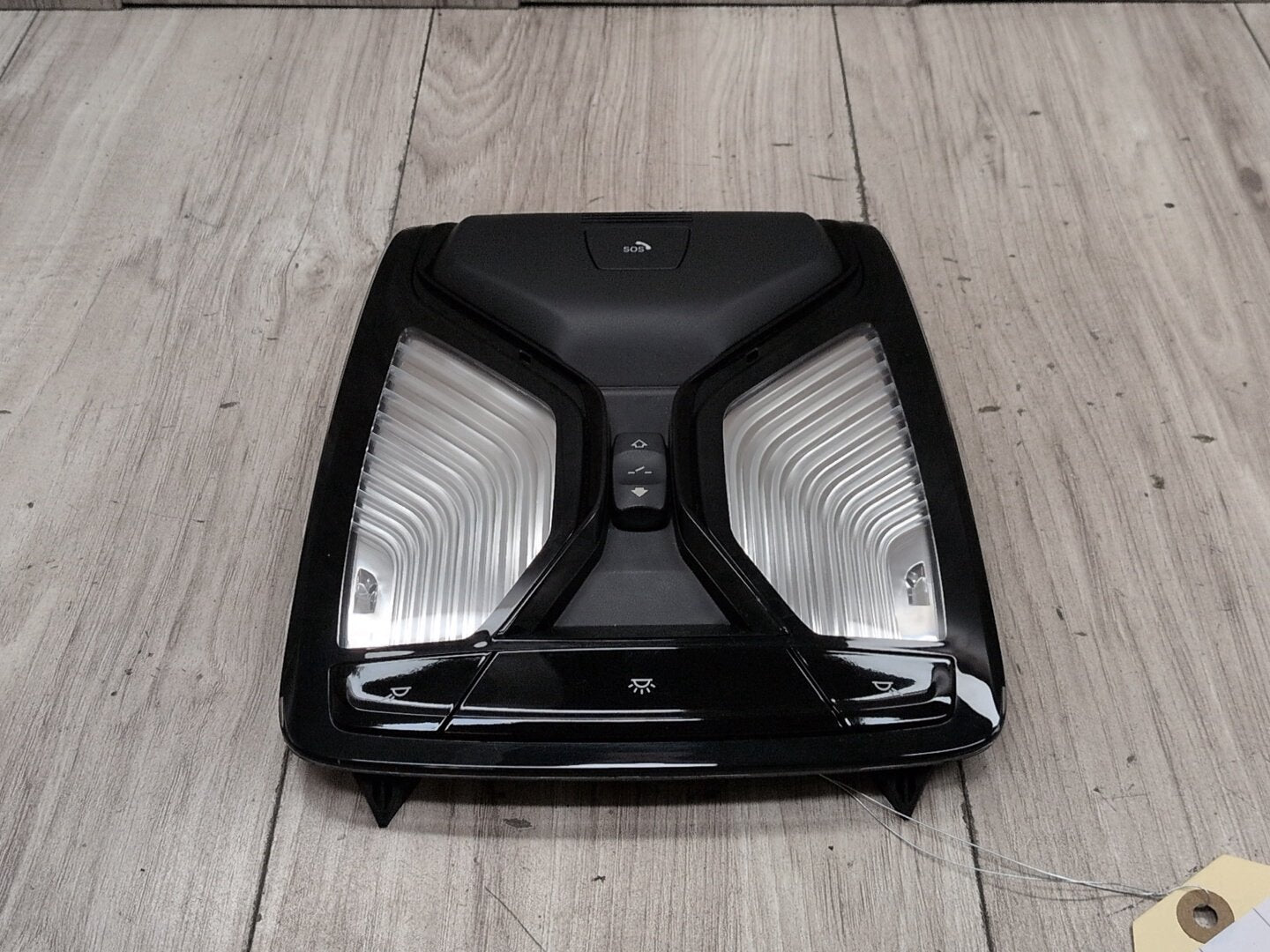 OEM BMW G01 G02 G05 G20 G30 330 M340 Front Roof Console Dome Light SOS Switch
