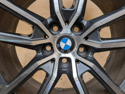 OEM BMW G20 G22 G23 G42 330 M340 FRONT Rim Wheel 18x7.5 ET25 V-spoke Style 780