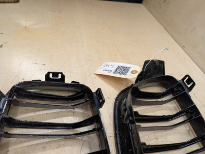 12-18 BMW 328i F30 Front Left Right Upper Bumper Cover Kidney Grilles SET OEM