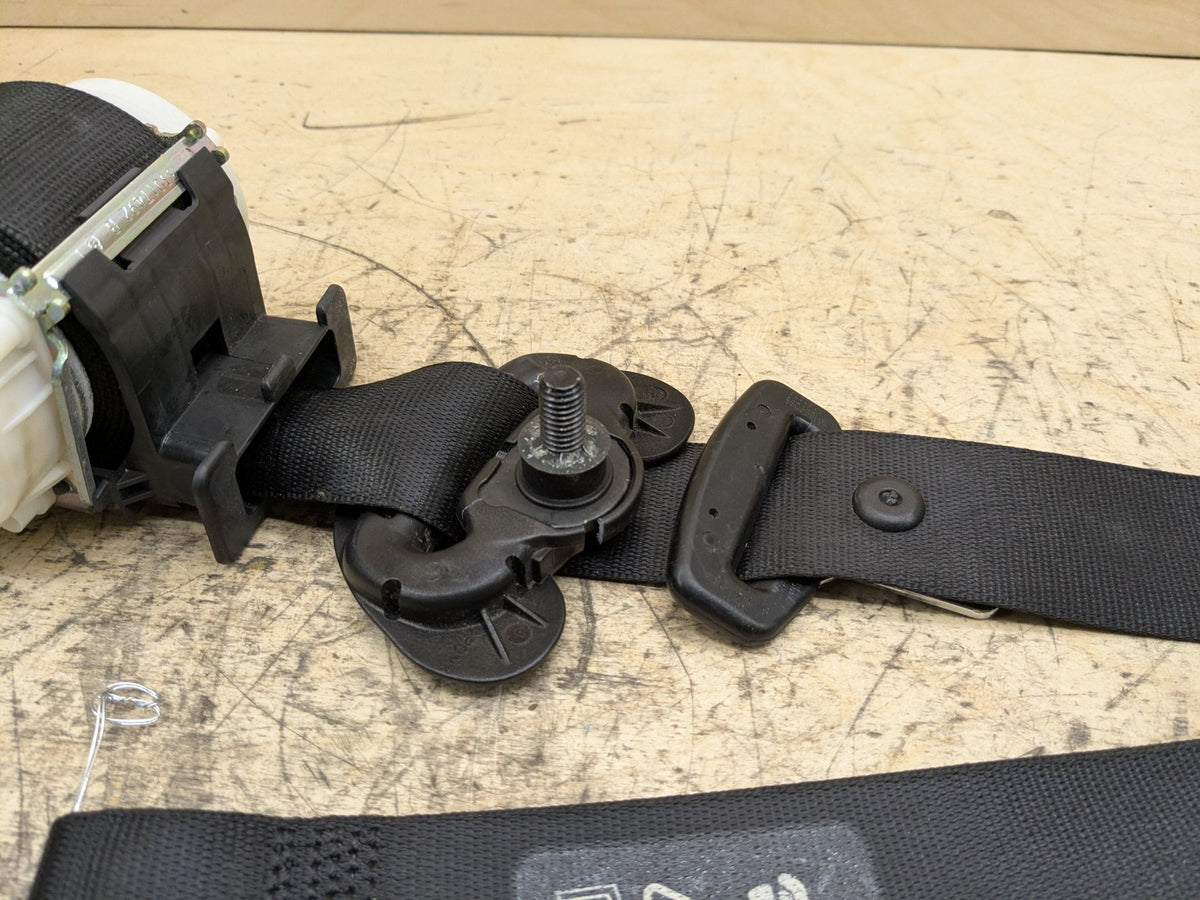 2007-2013 BMW 335i E92 Front Right Passenger Seatbelt Retractor 9114284 OEM