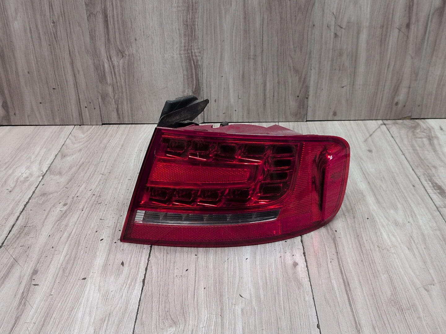 2010-2016 Audi S4 B8 Rear Right Passenger Outer Tail Light 8K5945096L OEM