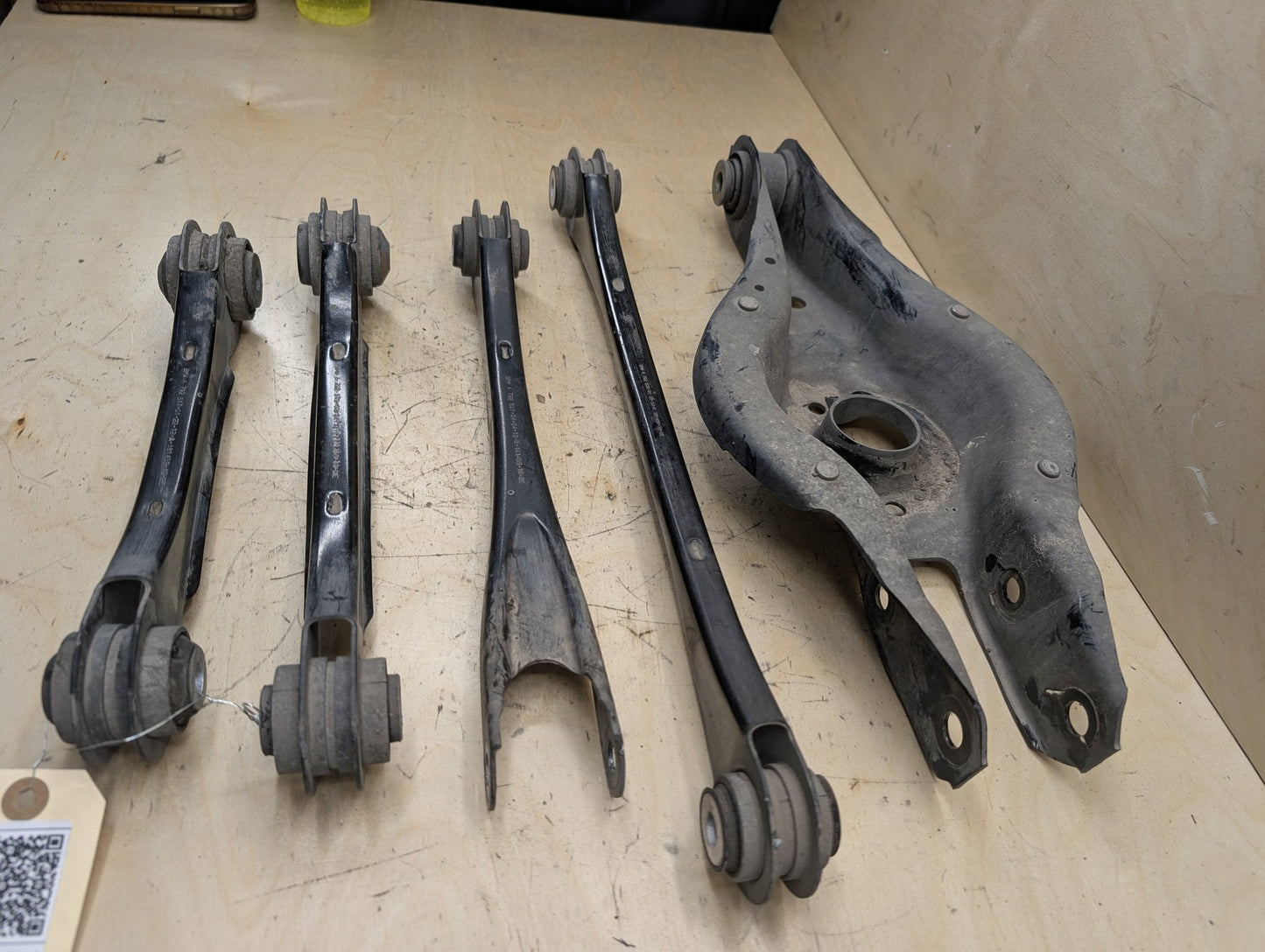 2012-2018 BMW 328i F30 Rear Right Passenger Control Arms SET 6792541