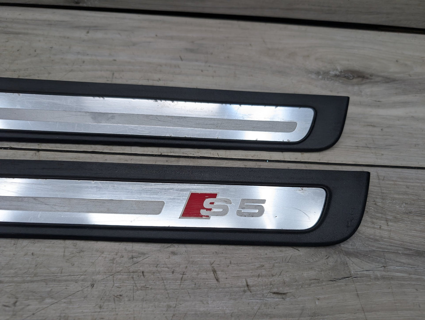 2008 - 2017 Audi S5 8T Front Left Right Scuff Plate Door Sill SET 8T0853374