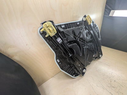 18-24 OEM BMW F97 G01 X3 X3M FRONT Right Passenger Door Window Regulator