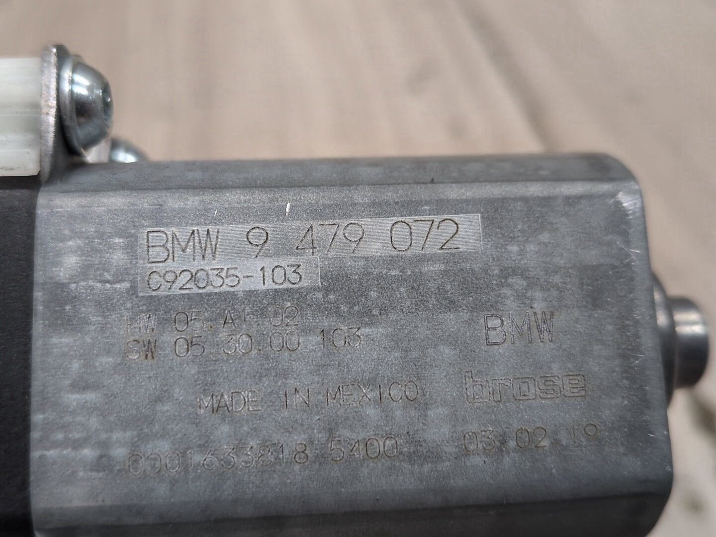2019 - 2026 BMW X5 G05 Front Right Passenger Door Window Glass Regulator Motor 9479072 N63B44M3