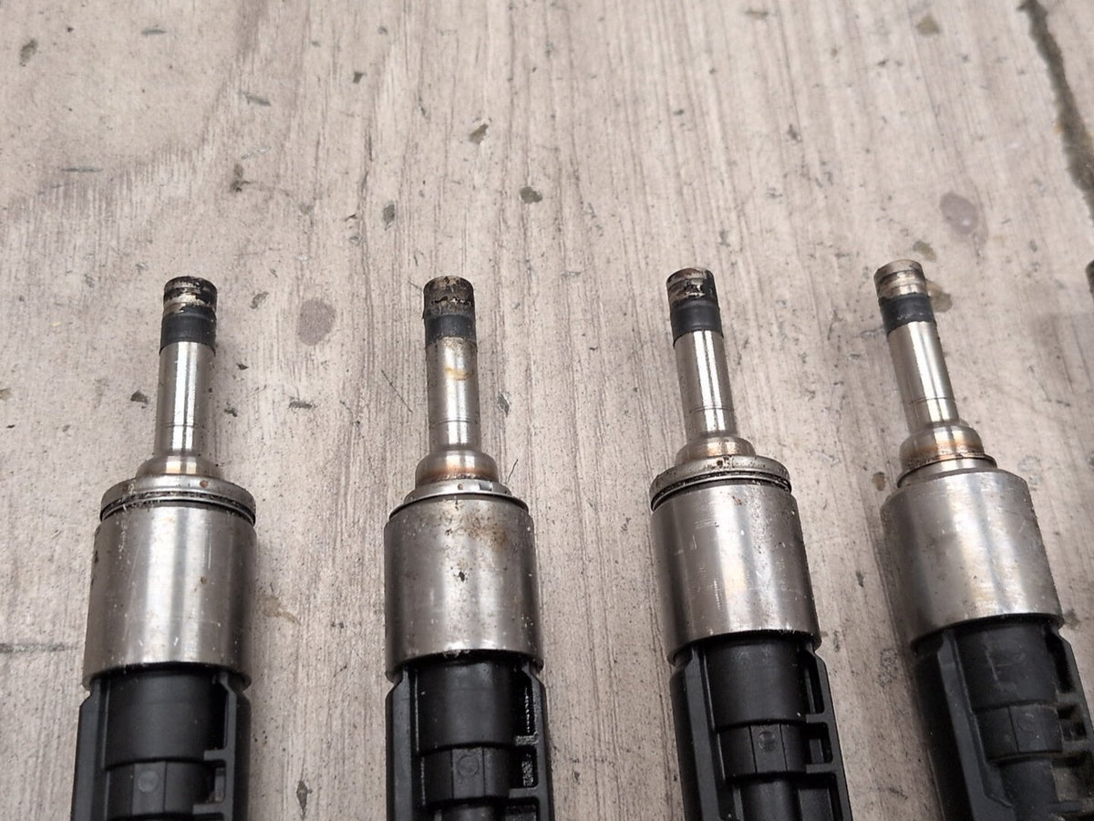 2017-2023 BMW M550i G30 Engine Motor Fuel Injector SET 8638255