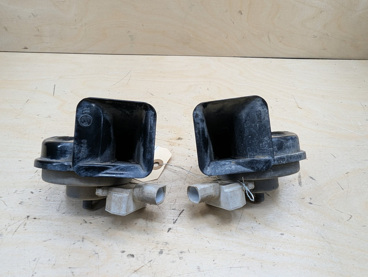 2012-2018 BMW 335i F30 Alarm Horns SET 7300976