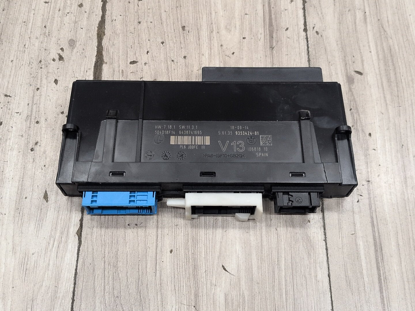 2012-2018 BMW M6 F06 BCM Body Control Module 9353424