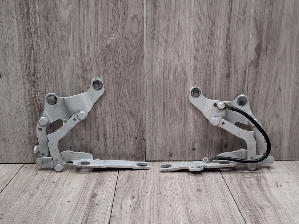 2006-2011 BMW 328i E90 Hood Bonnet Hinges SET 7210677