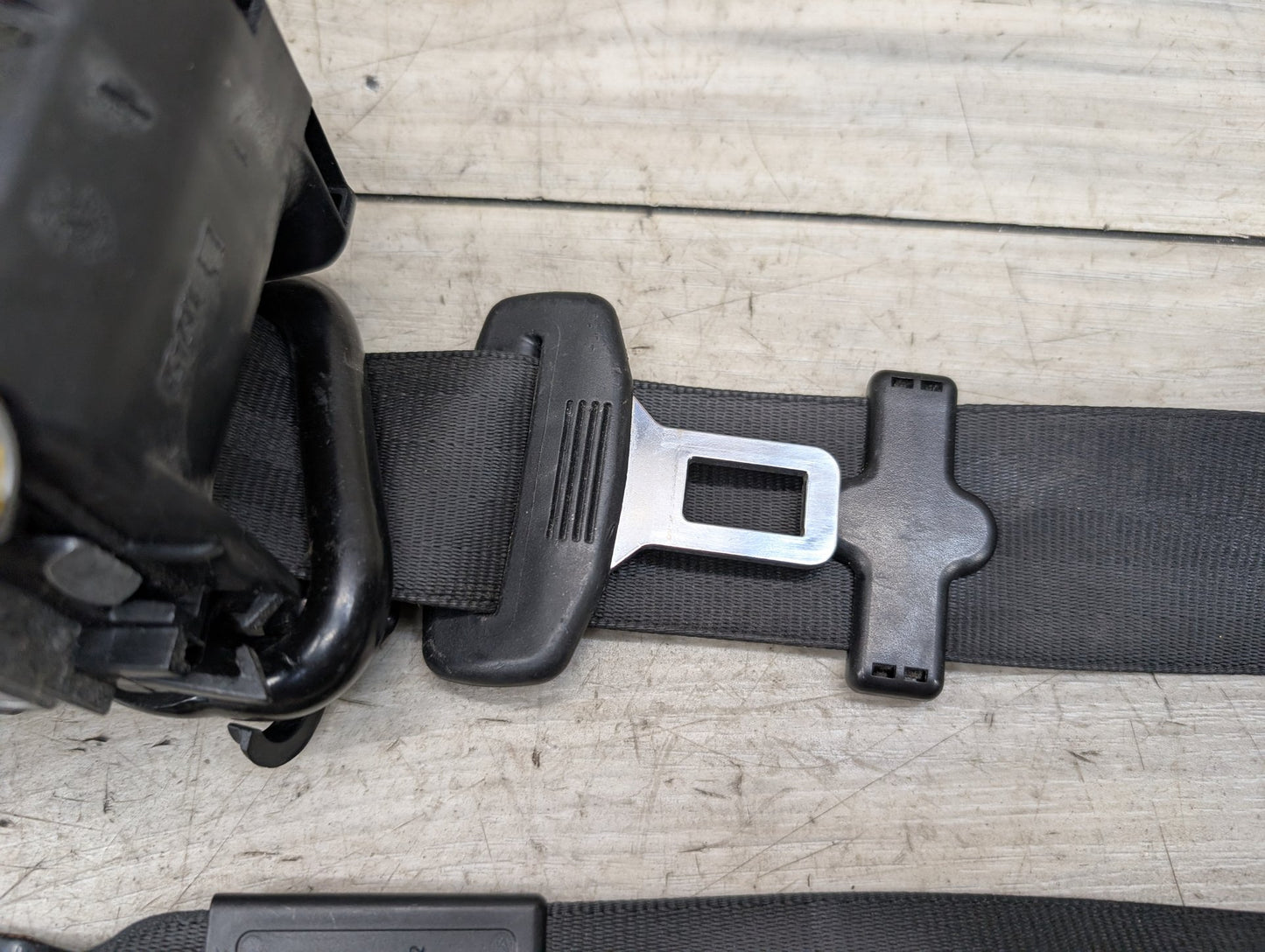 2008 - 2017 Audi S5 8T Front Left Driver Seatbelt Seat Belt Retractor 8F1857705