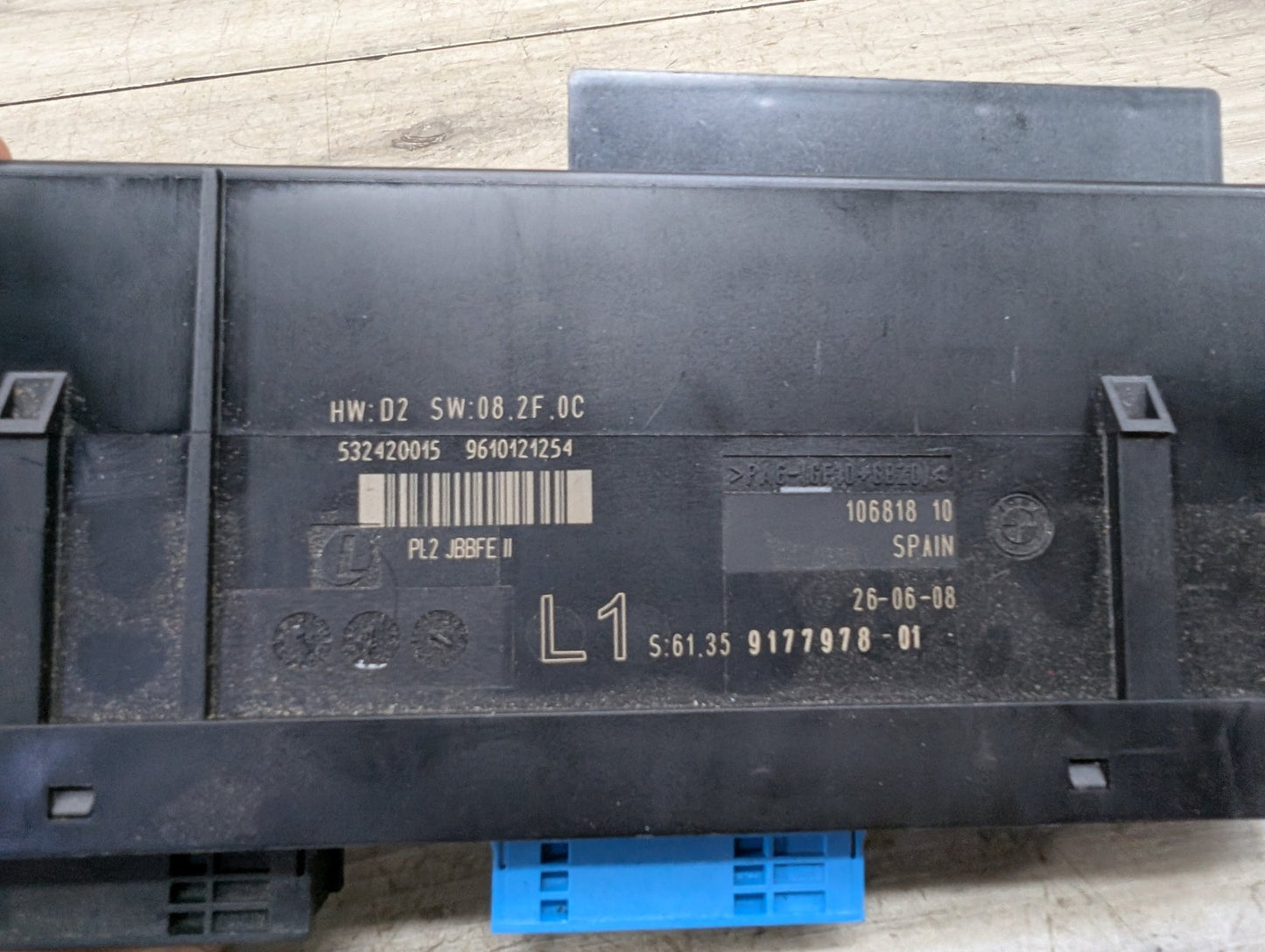 2008-2013 BMW 128i E82 BCM Body Control Module JBBFE 2 9177978