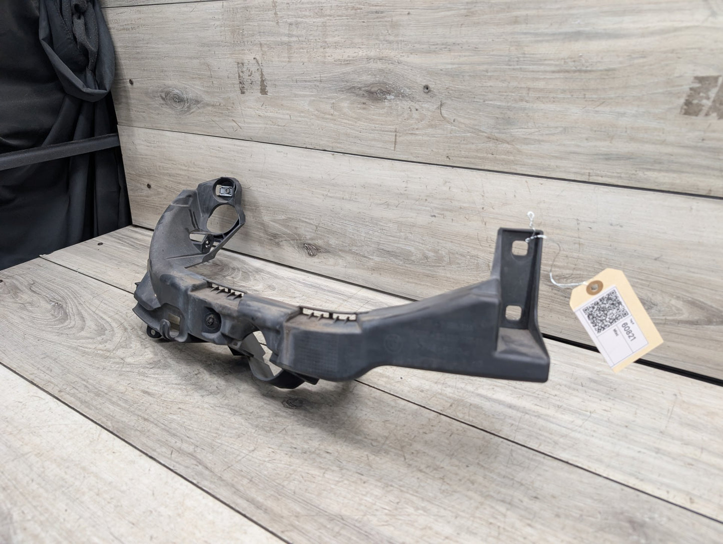 07-10 OEM BMW E92 E93 328 335 Right Passenger Headlight Bracket Carrier Mount