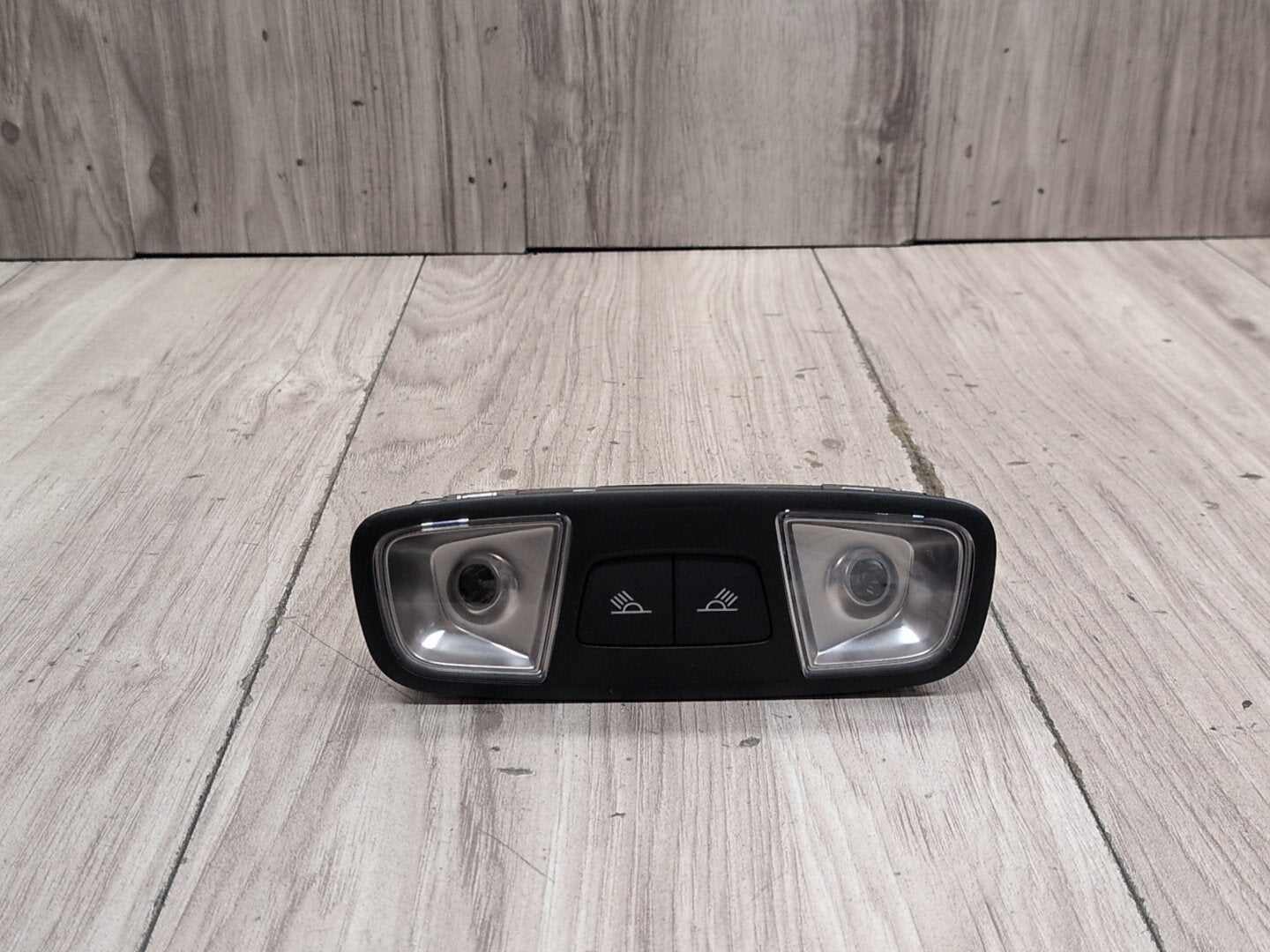 2015-2018 Audi Q3 8U Headliner Overhead Dome Light Switch Module 8U0947111A