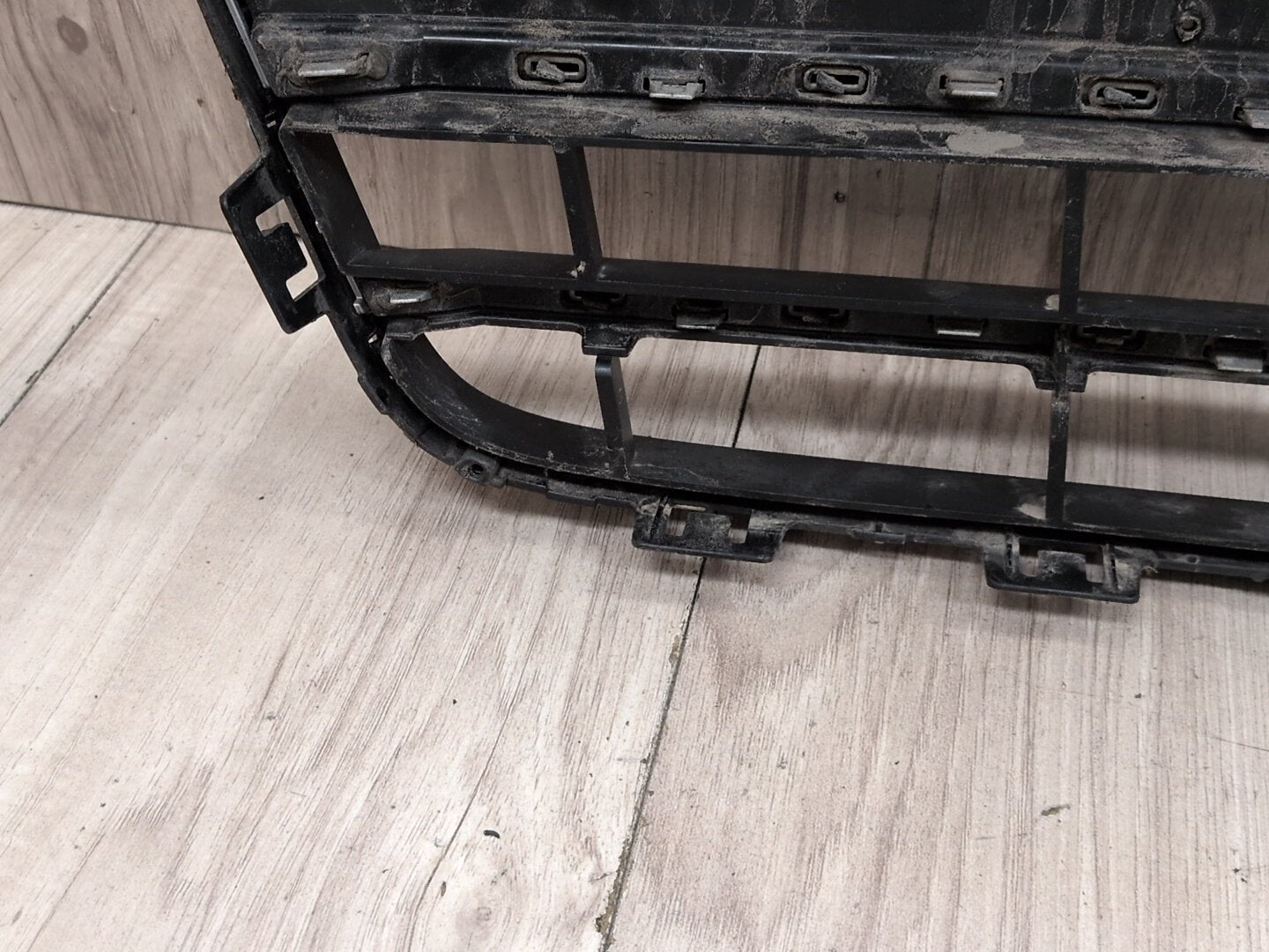 2013 - 2017 Audi S5 8T Front Middle Center Bumper Cover Grille 8T0853651P CTUB