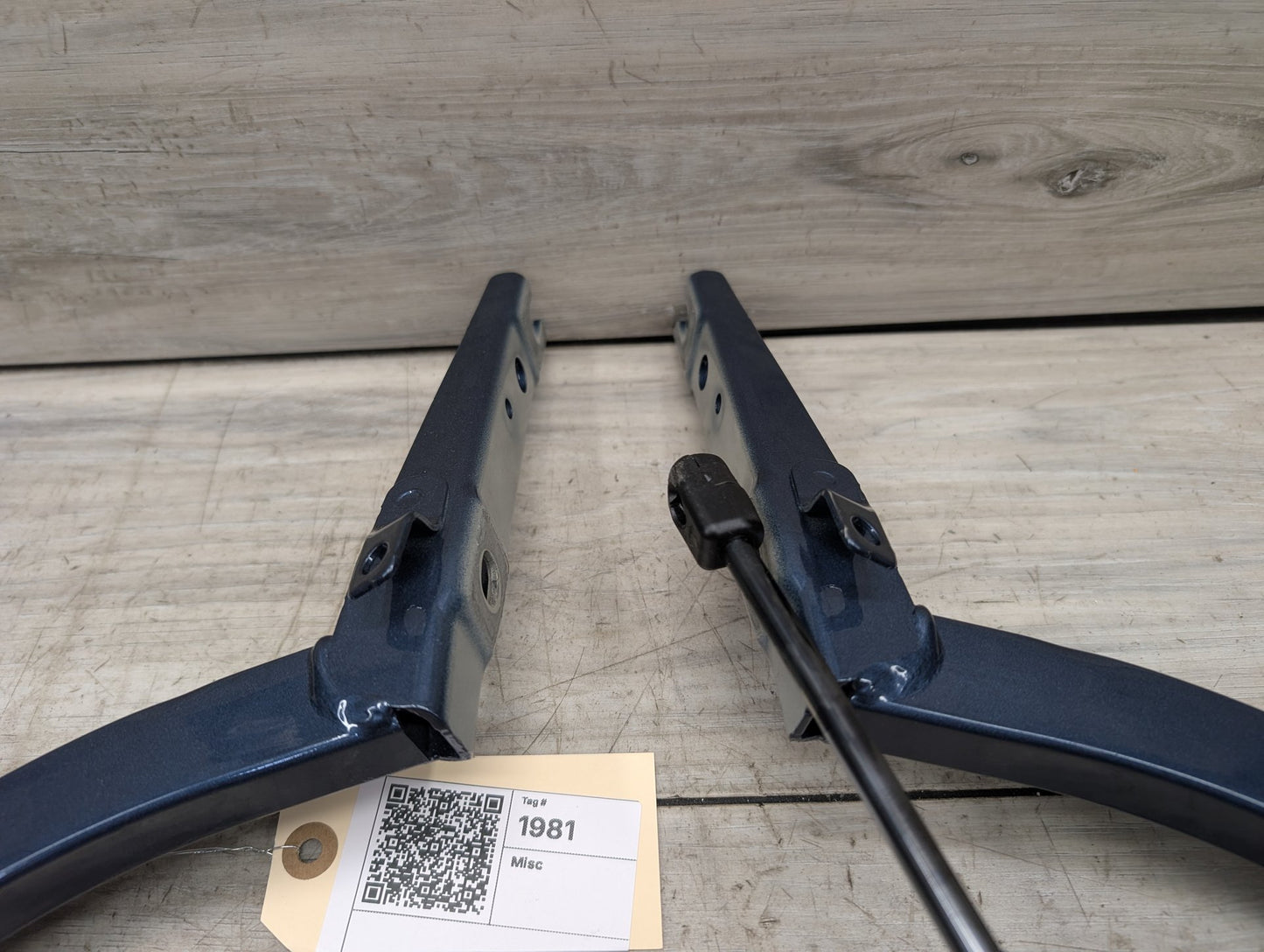 2021 - 2026 BMW 430i G22 Rear Left Right Liftgate Trunk Lid Strut Shock Supports SET 7487623 B46B20O1