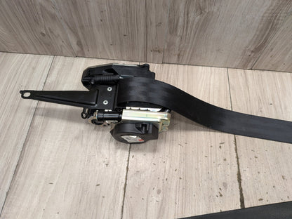 2018-2023 Audi S4 B9 Front Left Driver Seatbelt Seat Belt Retractor 631771400C