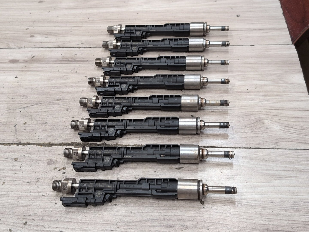 2017-2023 BMW M550i G30 Engine Motor Fuel Injector SET 8638255
