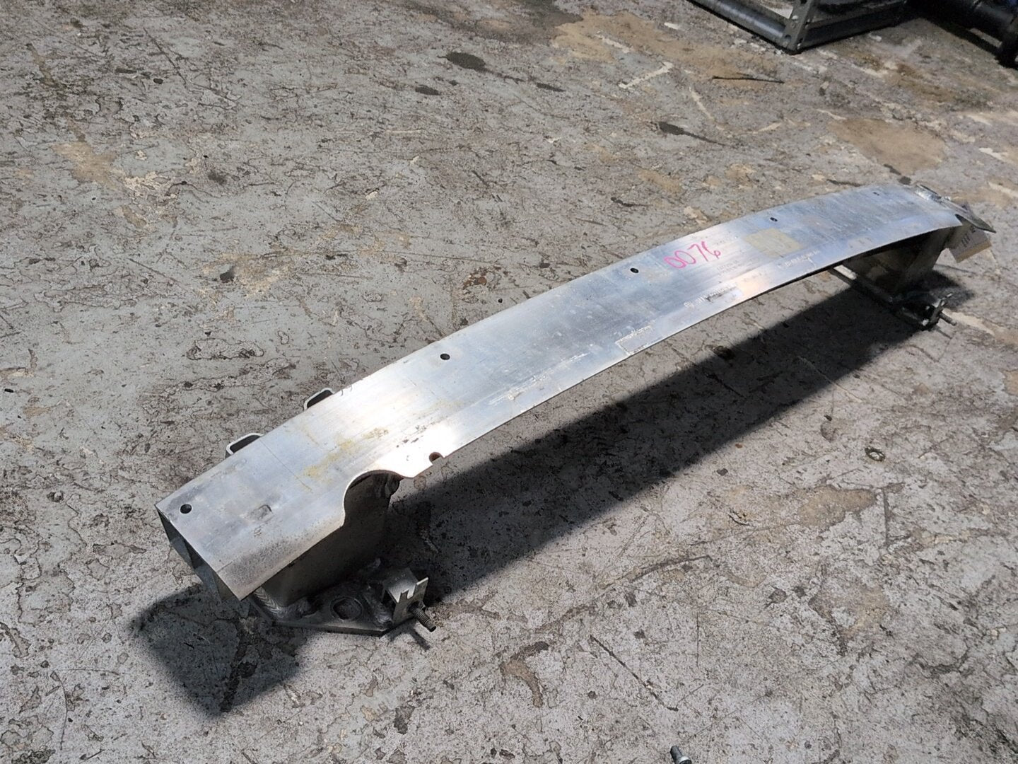 16-19 OEM BMW G11 G12 750 M760 B7 REAR Bumper Reinforcement Impact Crash Rebar