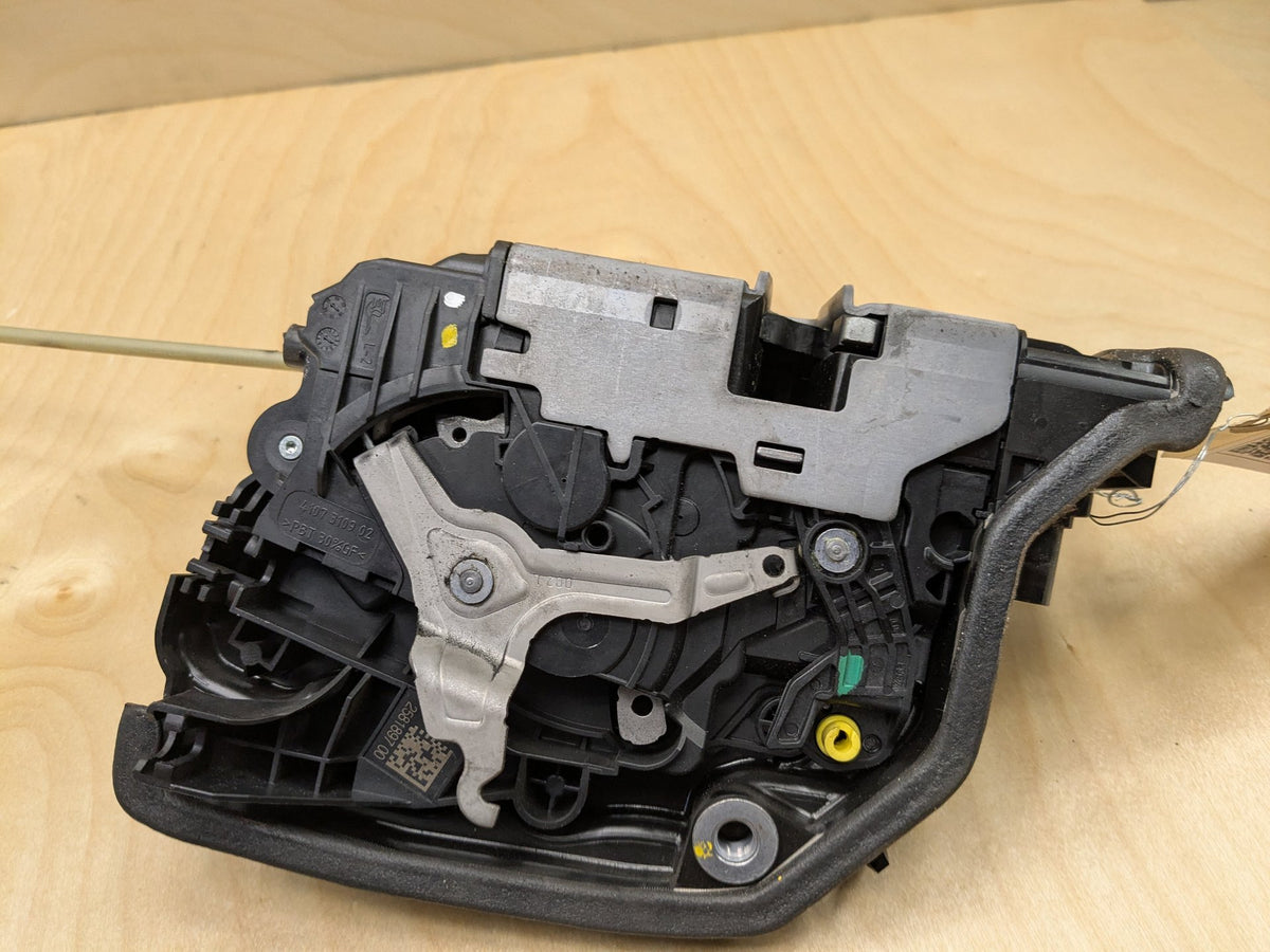 2016-2019 BMW 750Li G12 Rear Left Door Latch Lock Actuator 2581897 OEM