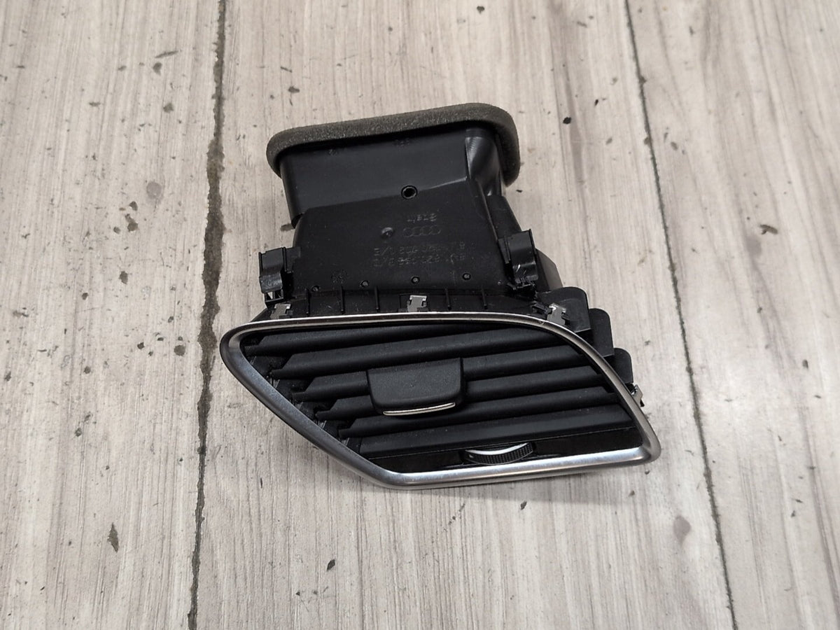 2015-2018 Audi Q3 8U Dashboard Dash Board Right Passenger Air Vent 8U1820902 OEM
