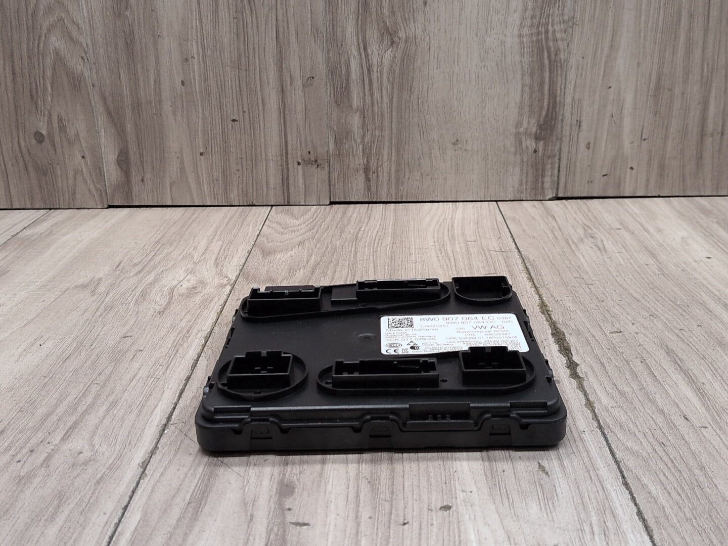2018-2023 Audi S4 B9 BCM Body Control Module 8W0907064EC