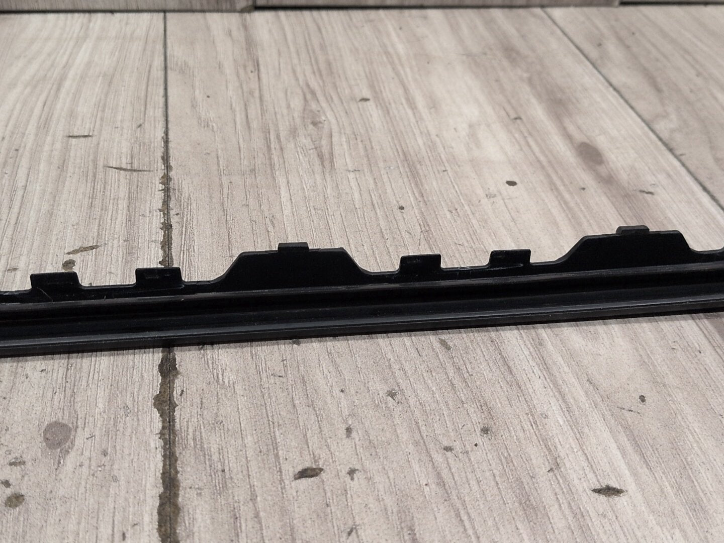 2014-2018 BMW X5 F85 Front Left Right Side Windshield Drip Trim Molding SET 7462205