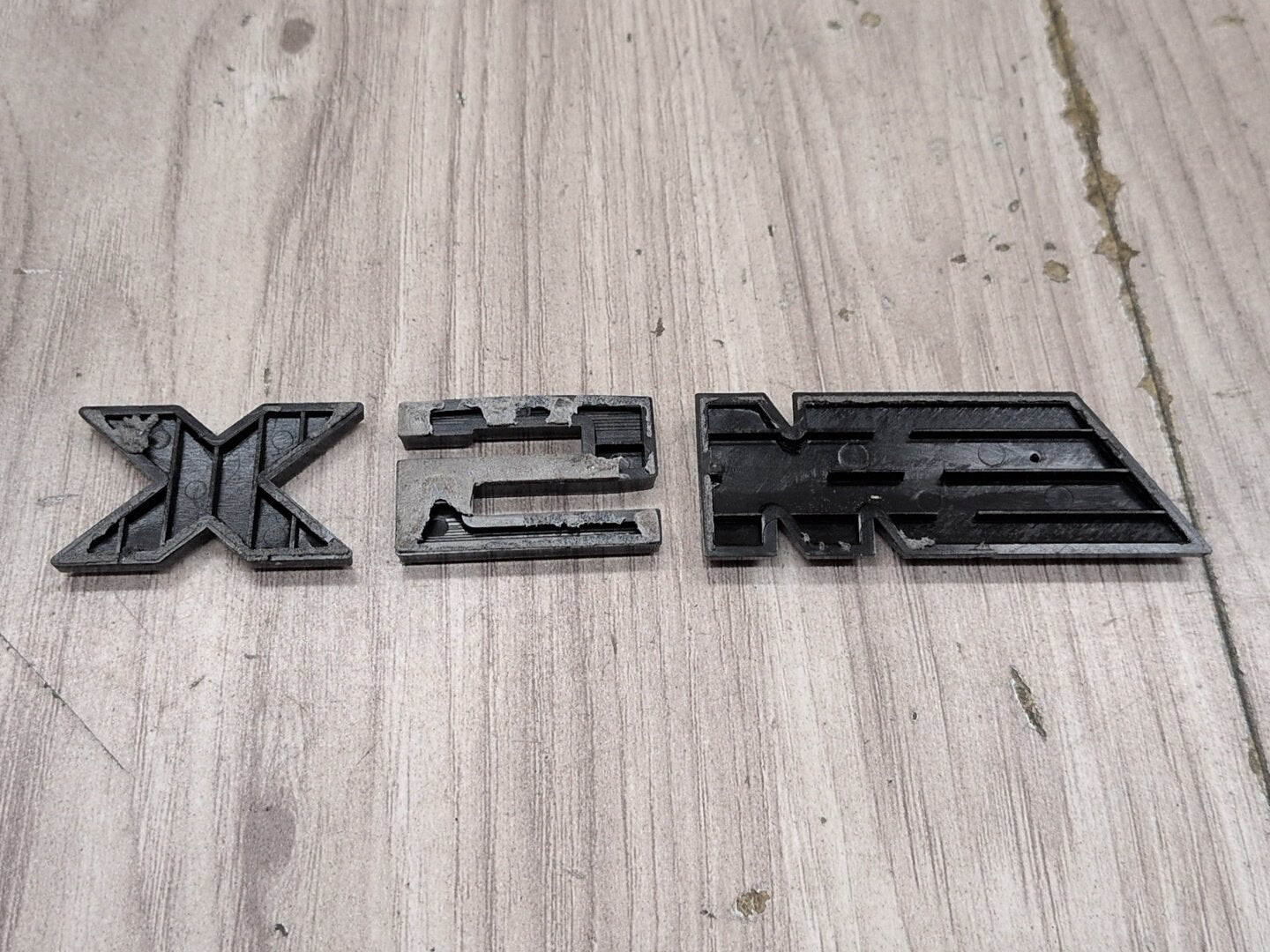 2014 - 2018 BMW X5 F85 Liftgate Trunk Lid Badge / Letters 8057980 S63B44T2