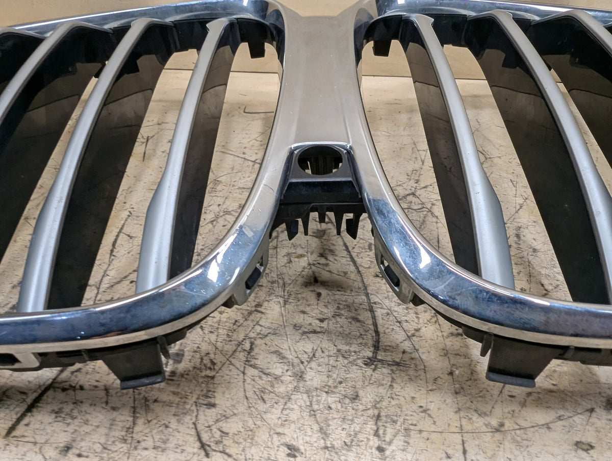 2019-2026 BMW X5 G05 Upper Bumper Cover Kidney Grilles SET 7454887 OEM