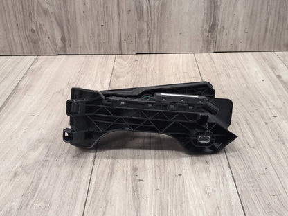 2015-2018 Audi Q3 8U Gas Accelarator Pedal 1K1723503BA