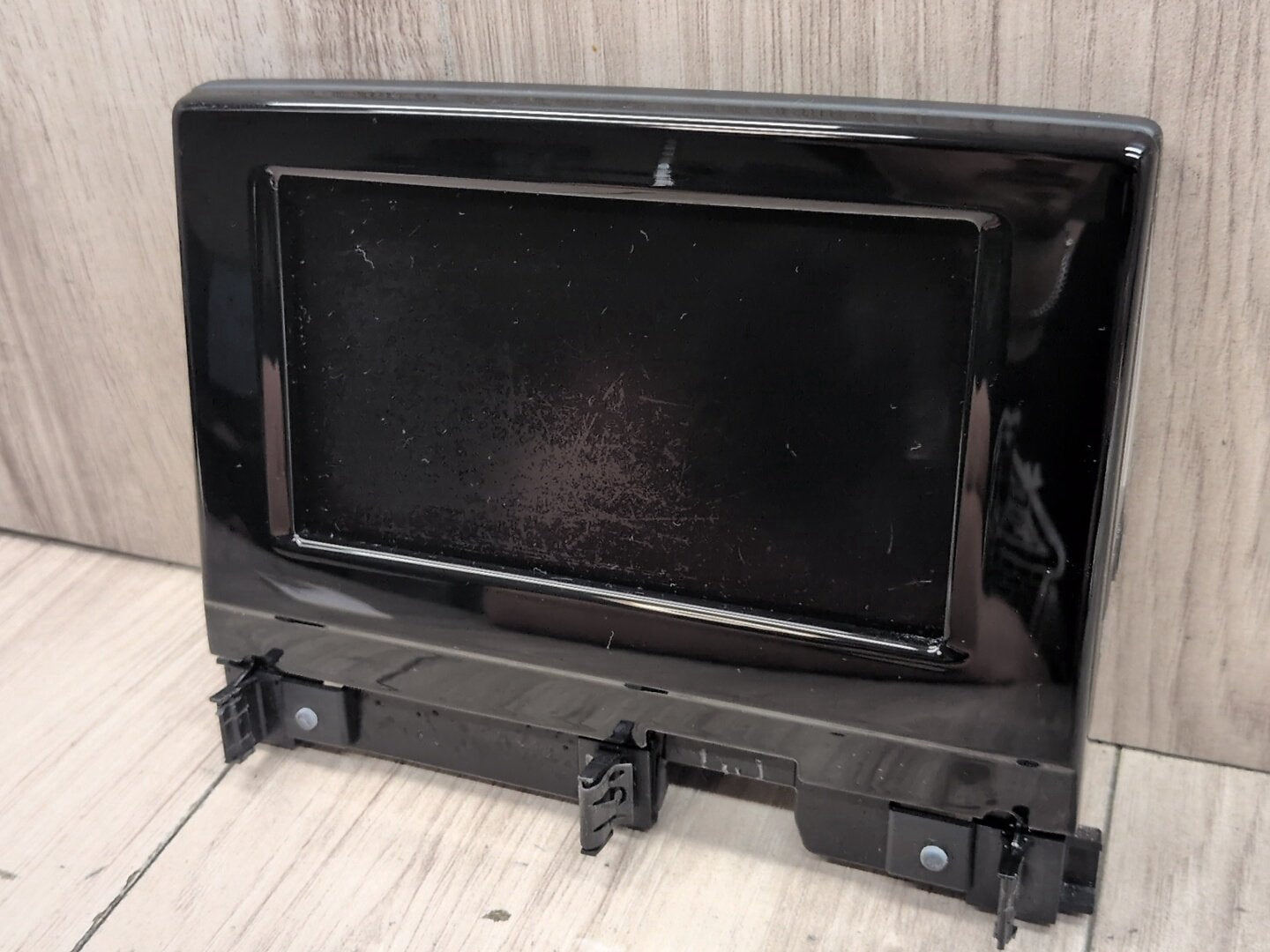 2015-2018 Audi Q3 8U Monitor Display Screen 8U0919603A