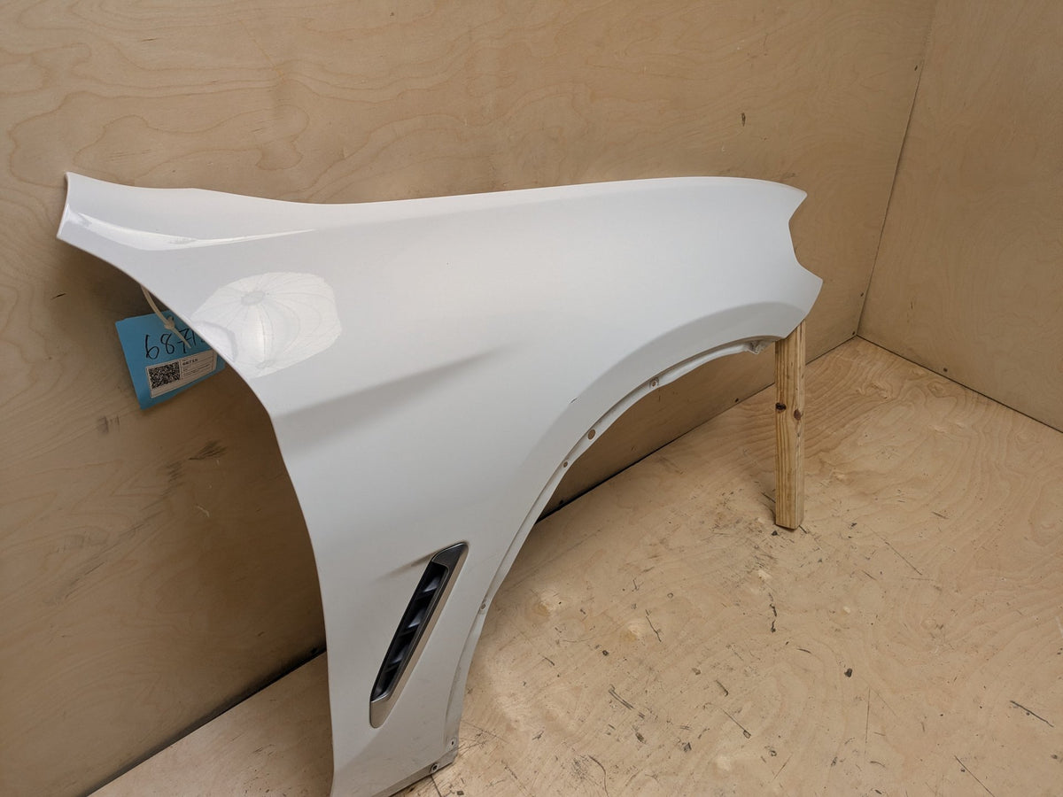 18-24 OEM BMW F97 F98 G01 G02 X3 X4 Front Right Passenger Fender Panel White 300