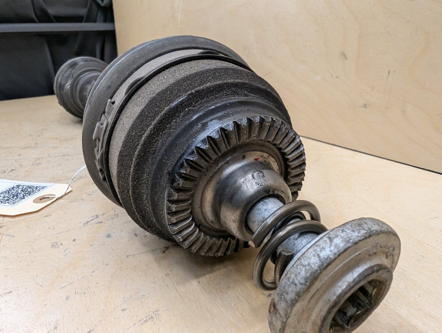 2016-2022 BMW 750i G12 Front Left Driver Half Shaft Output CV Axle 8657289