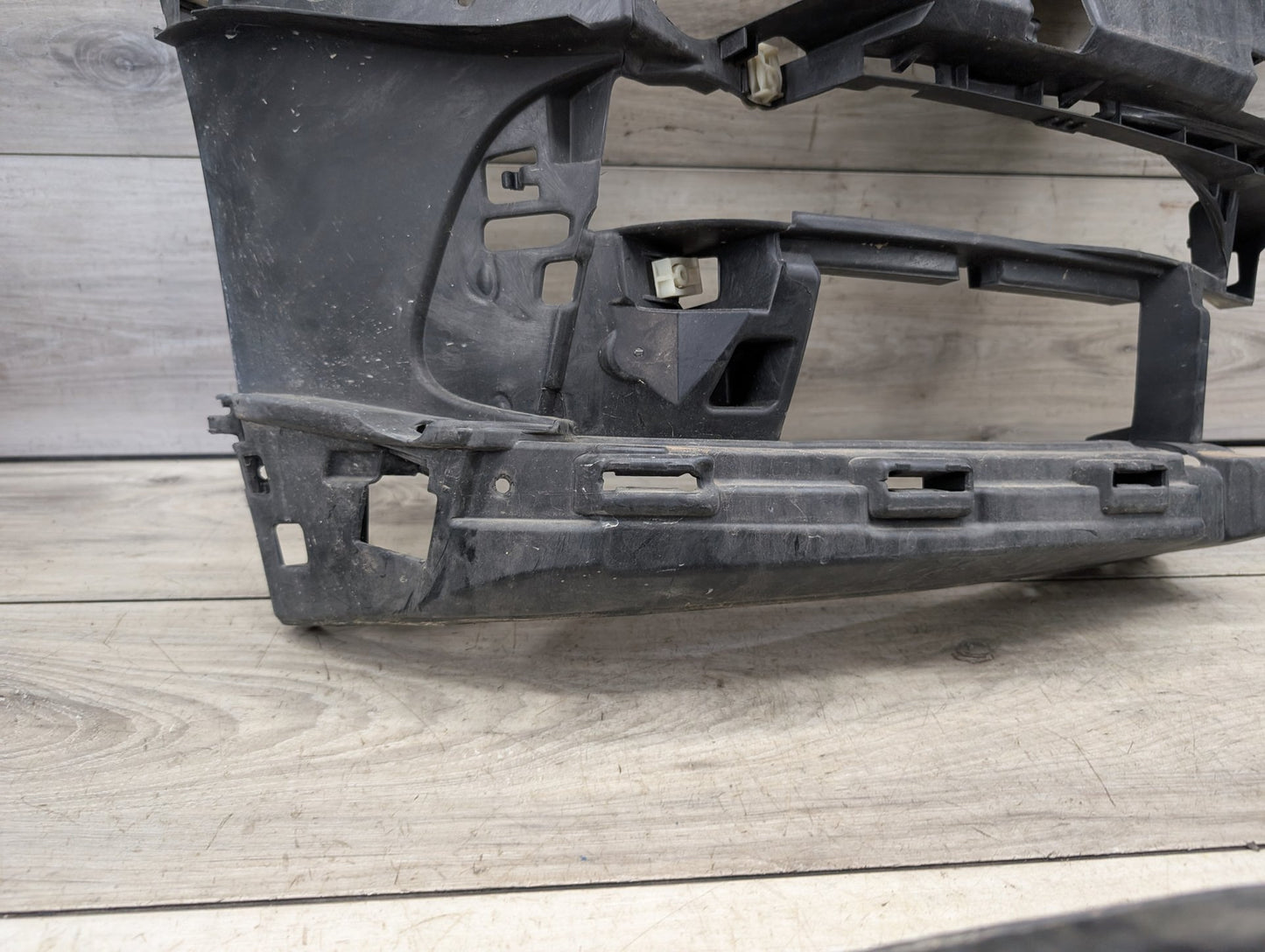 16-19 OEM BMW G12 740 750 Front Left Right Headlight Fog Lamp Support Bracket